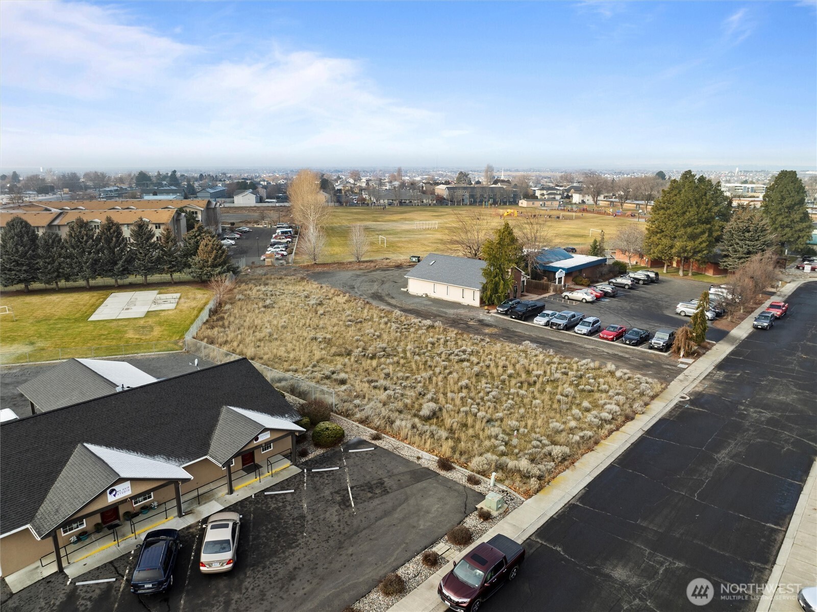 main property photo 7