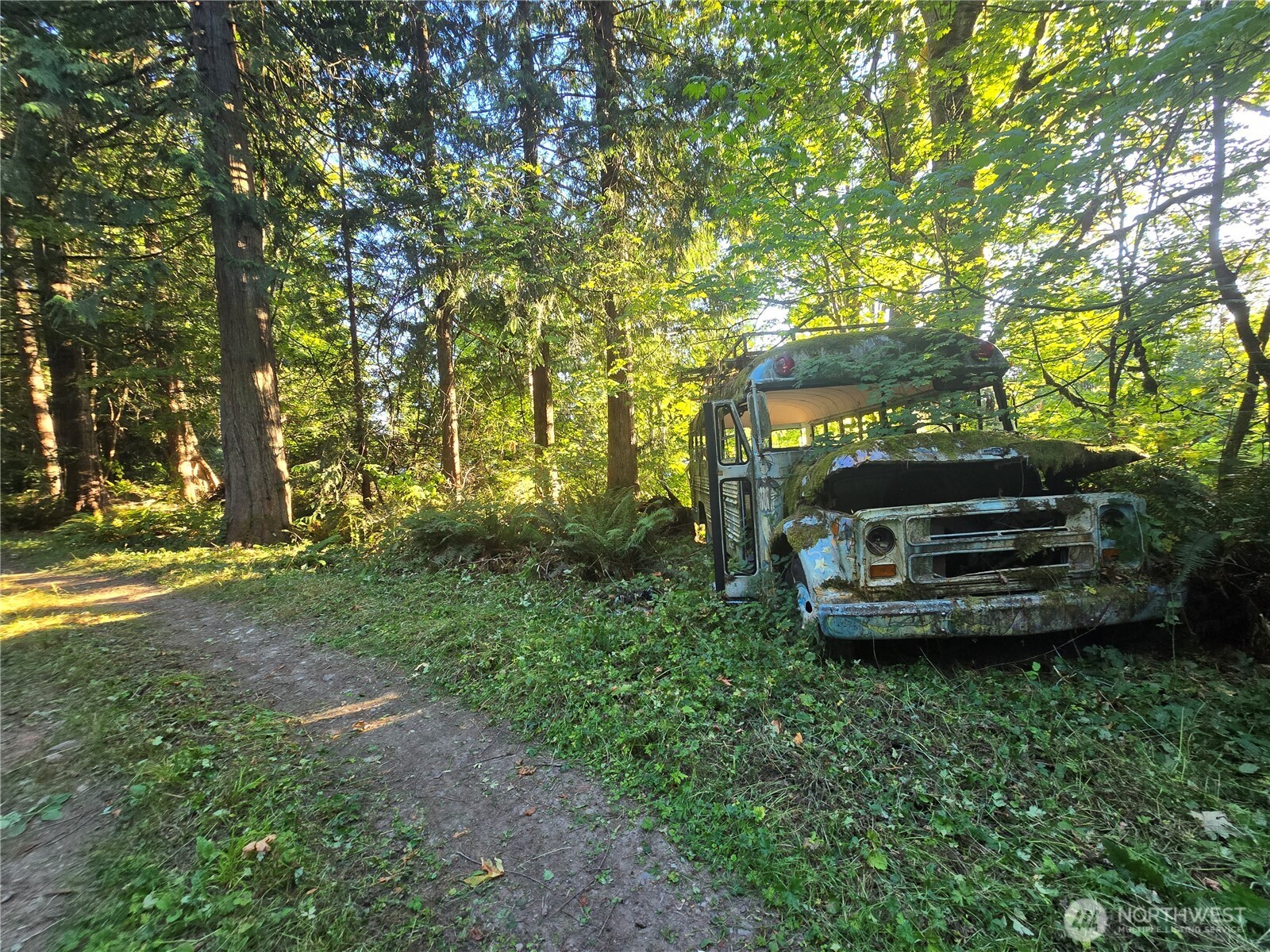main property photo 22