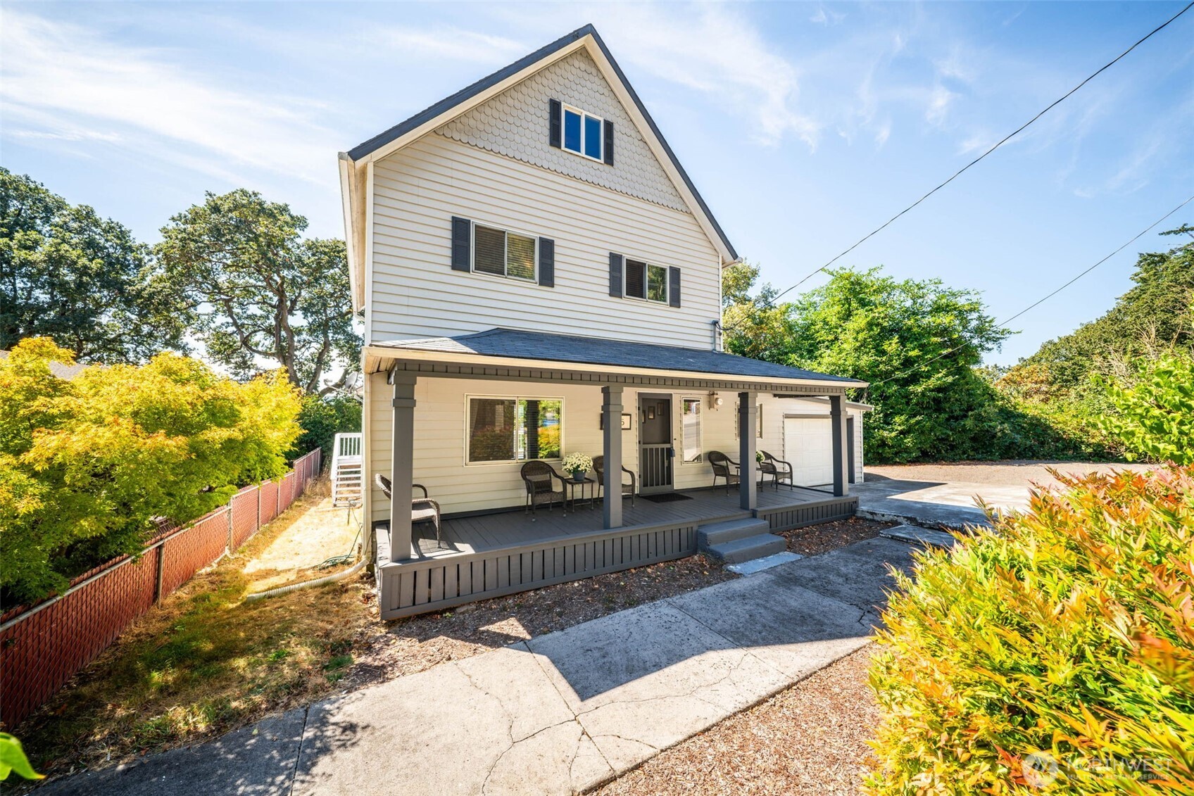 main property photo 0