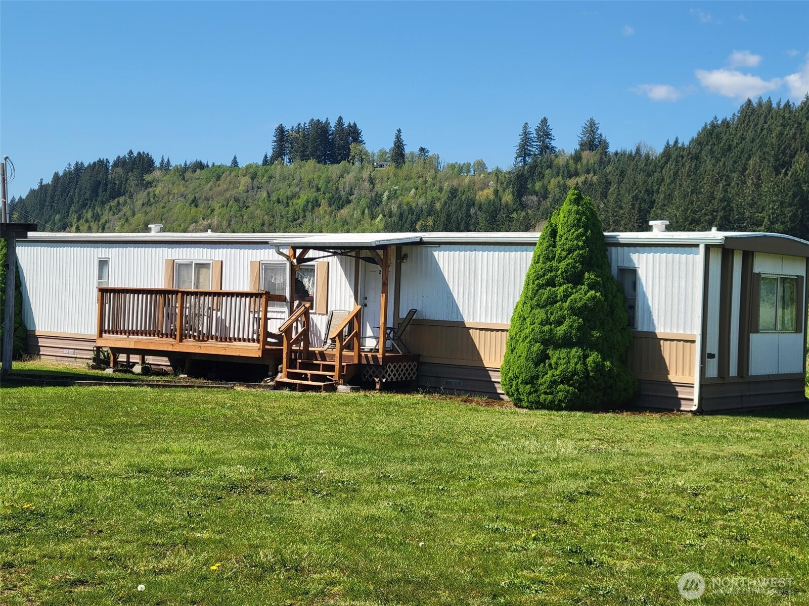 main property photo 0