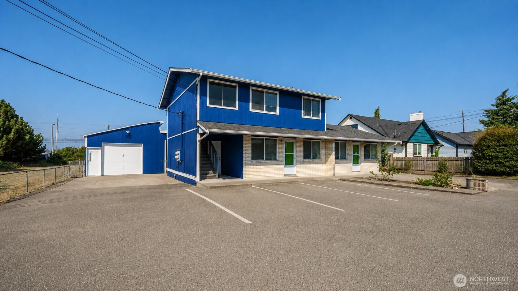 main property photo 22