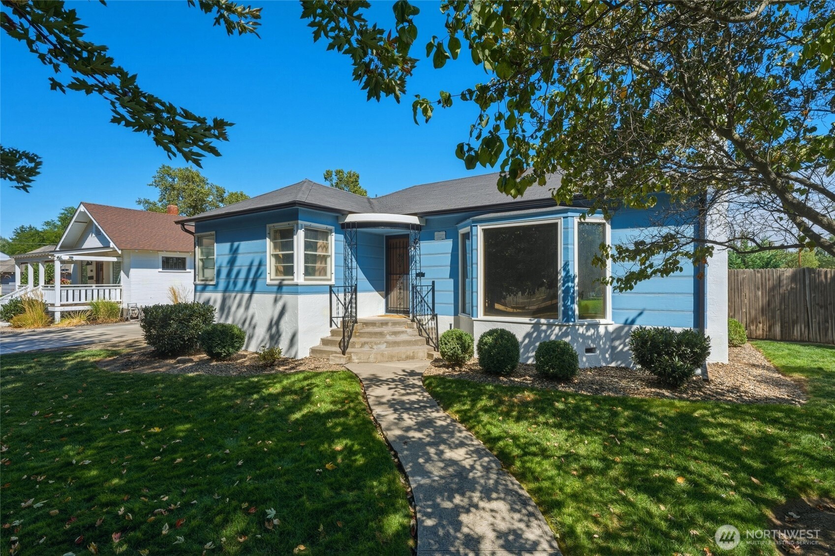 main property photo 0