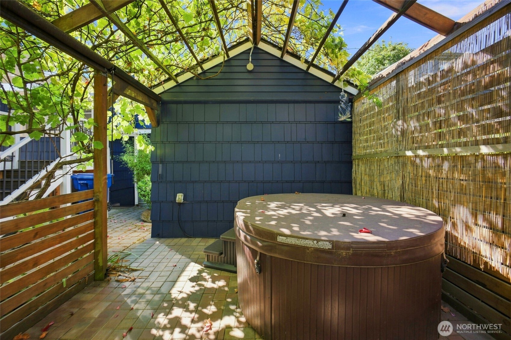 main property photo 38