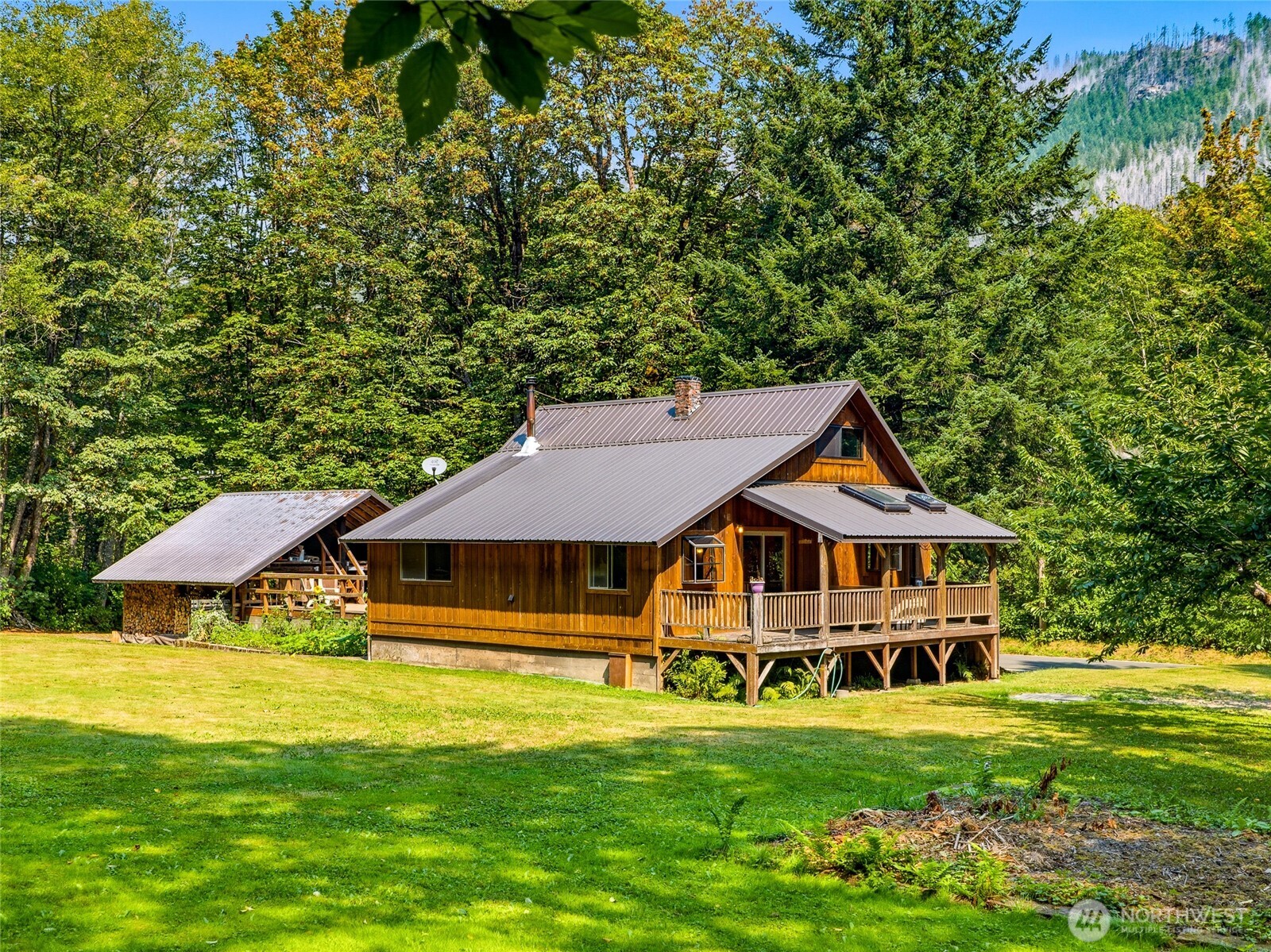 main property photo 0