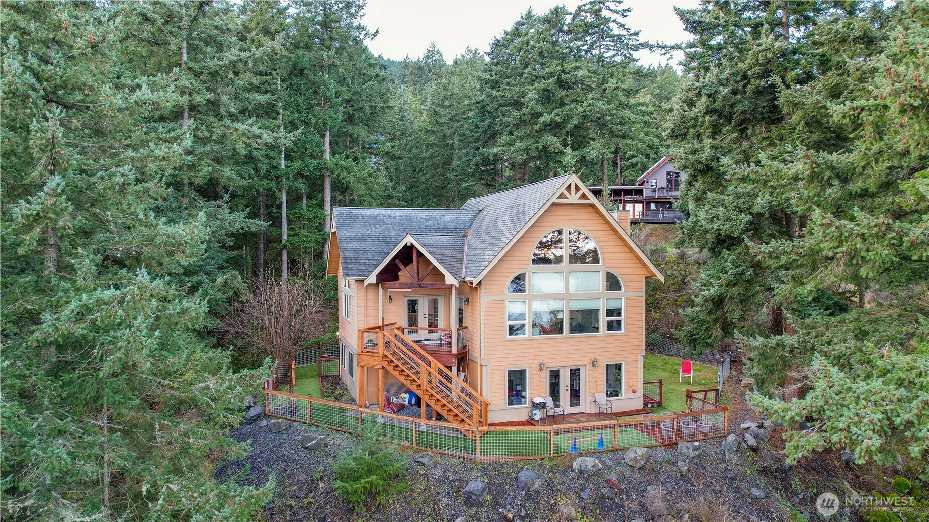 main property photo 0