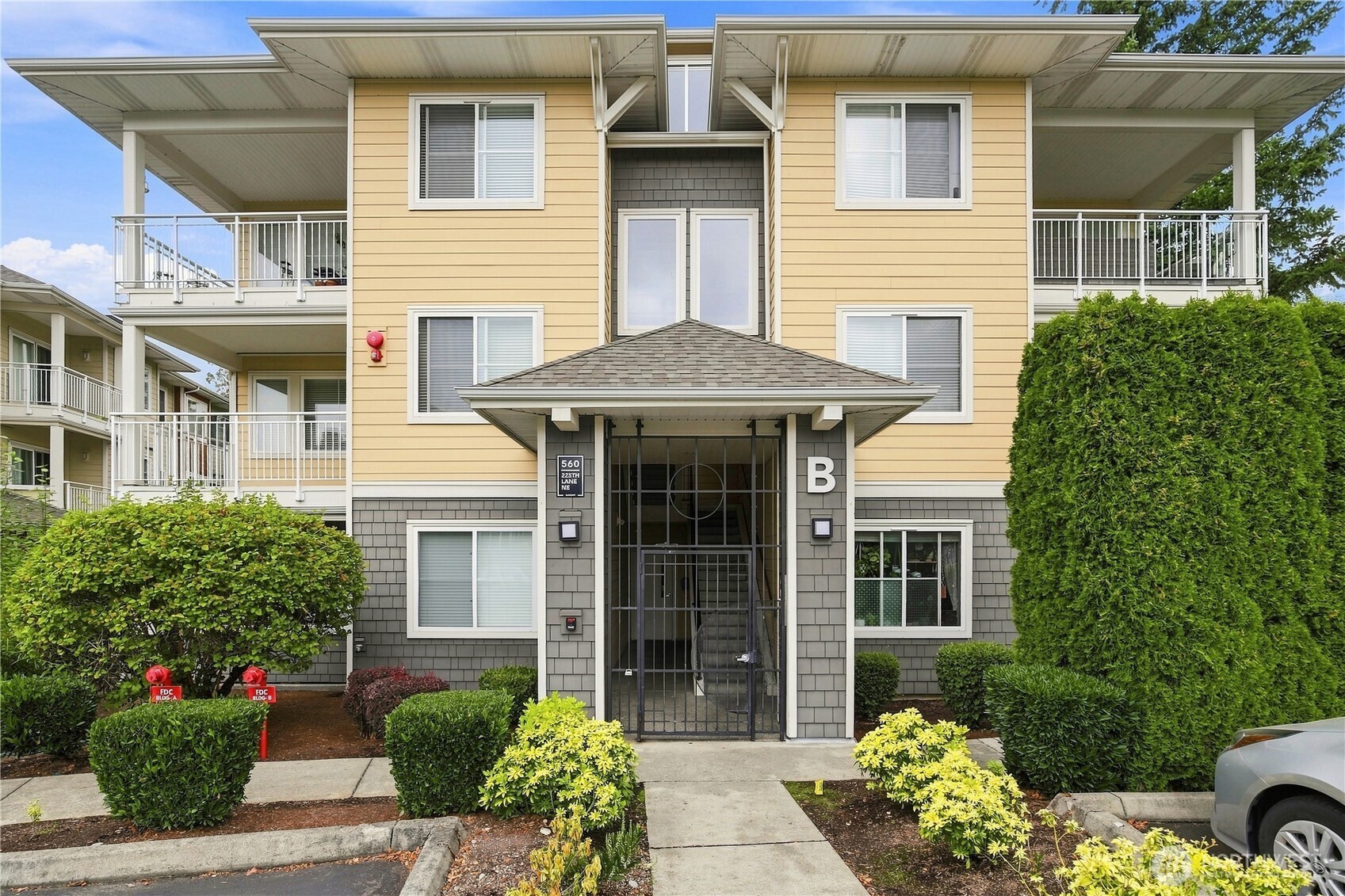 main property photo 0