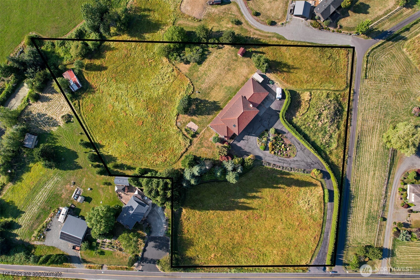 main property photo 2