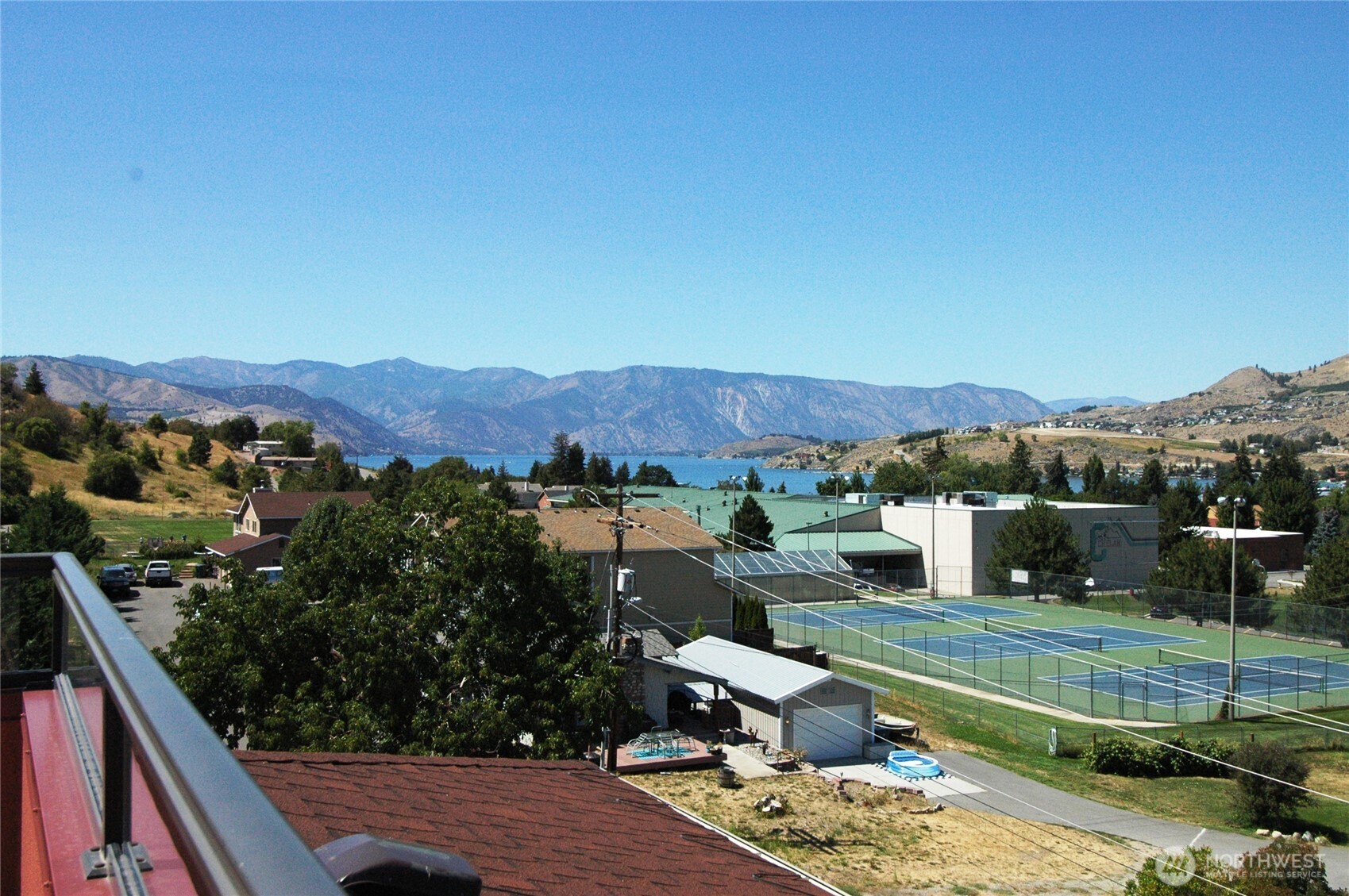 main property photo 15