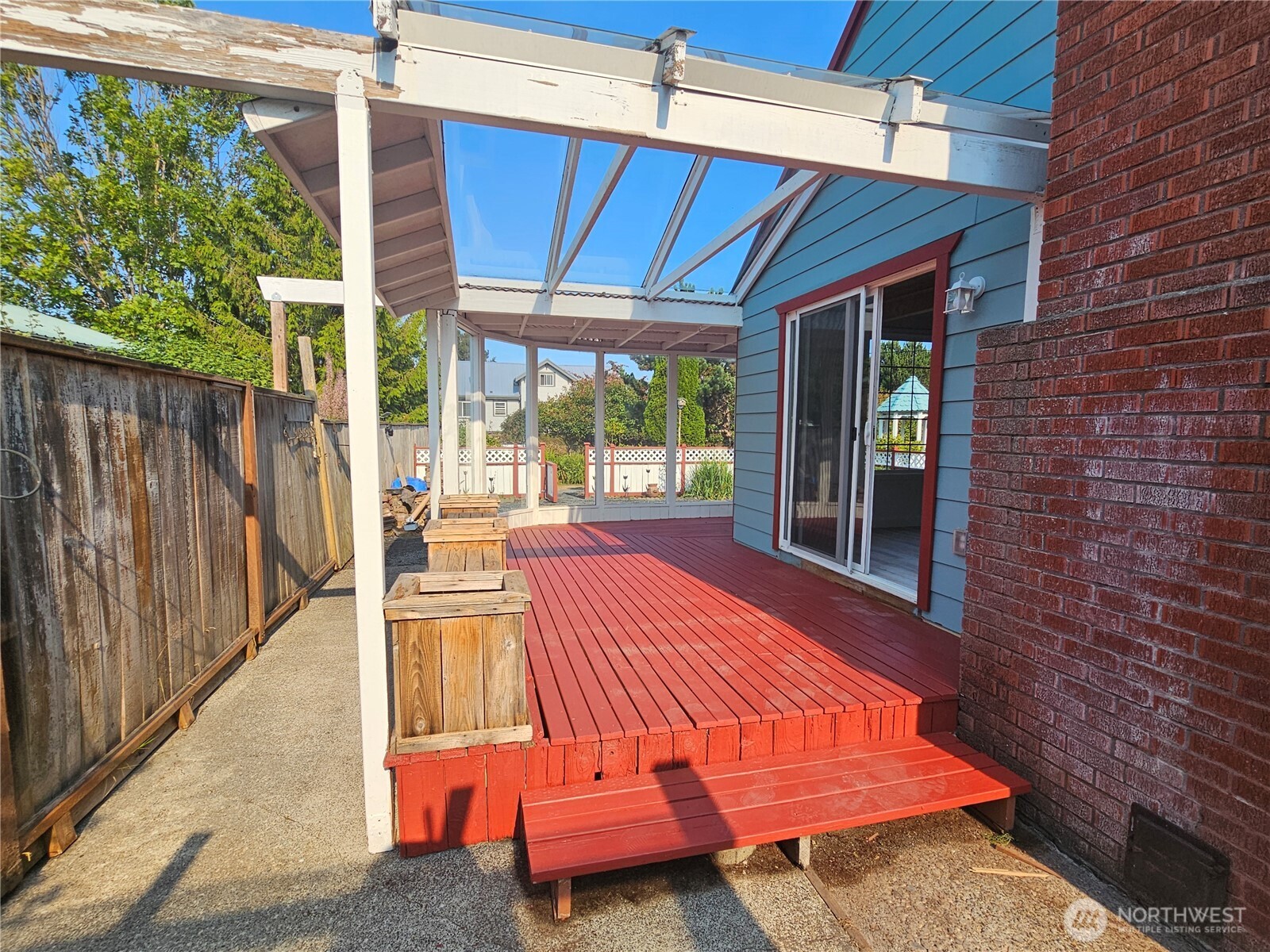 main property photo 20