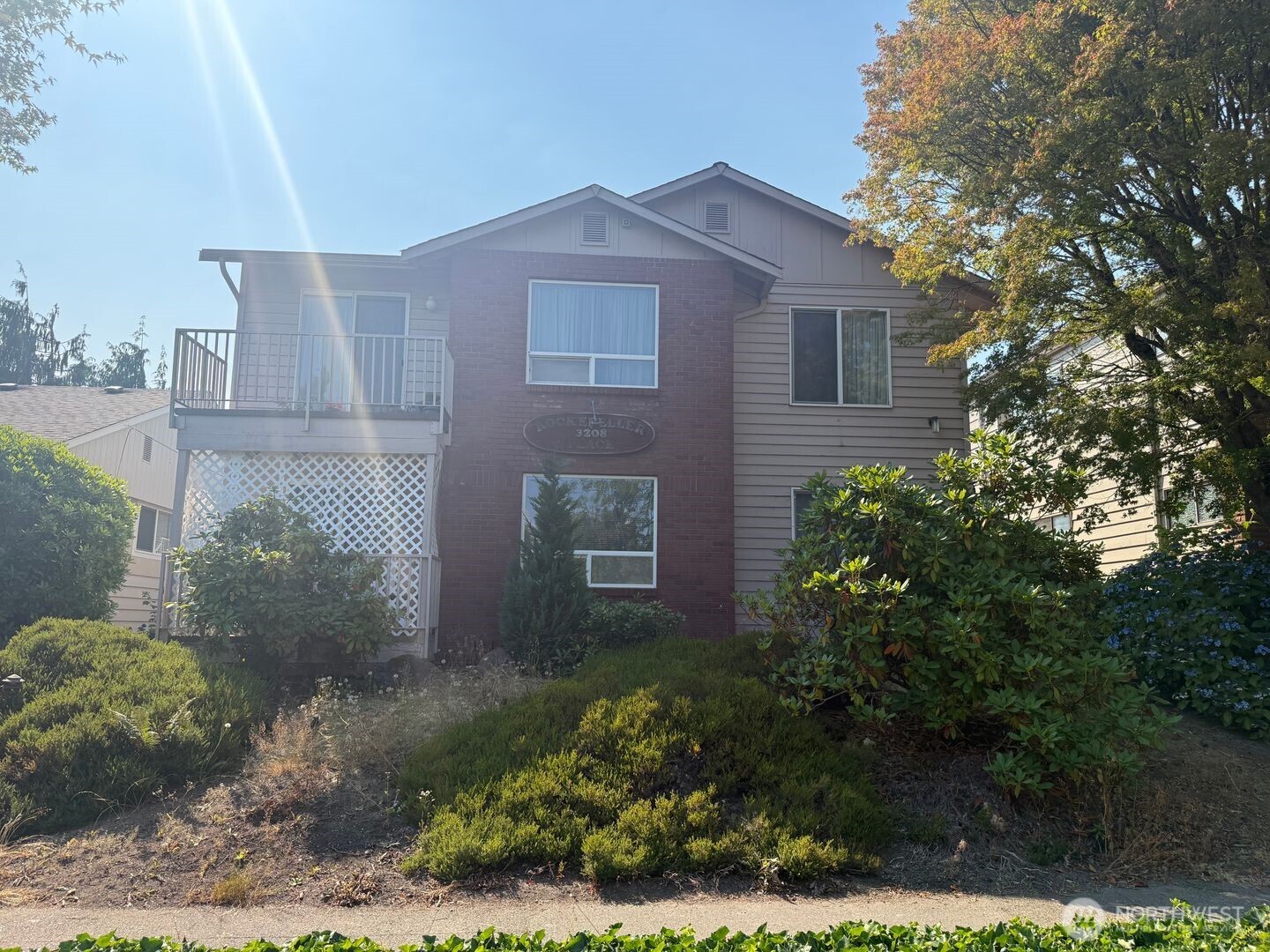 main property photo 0