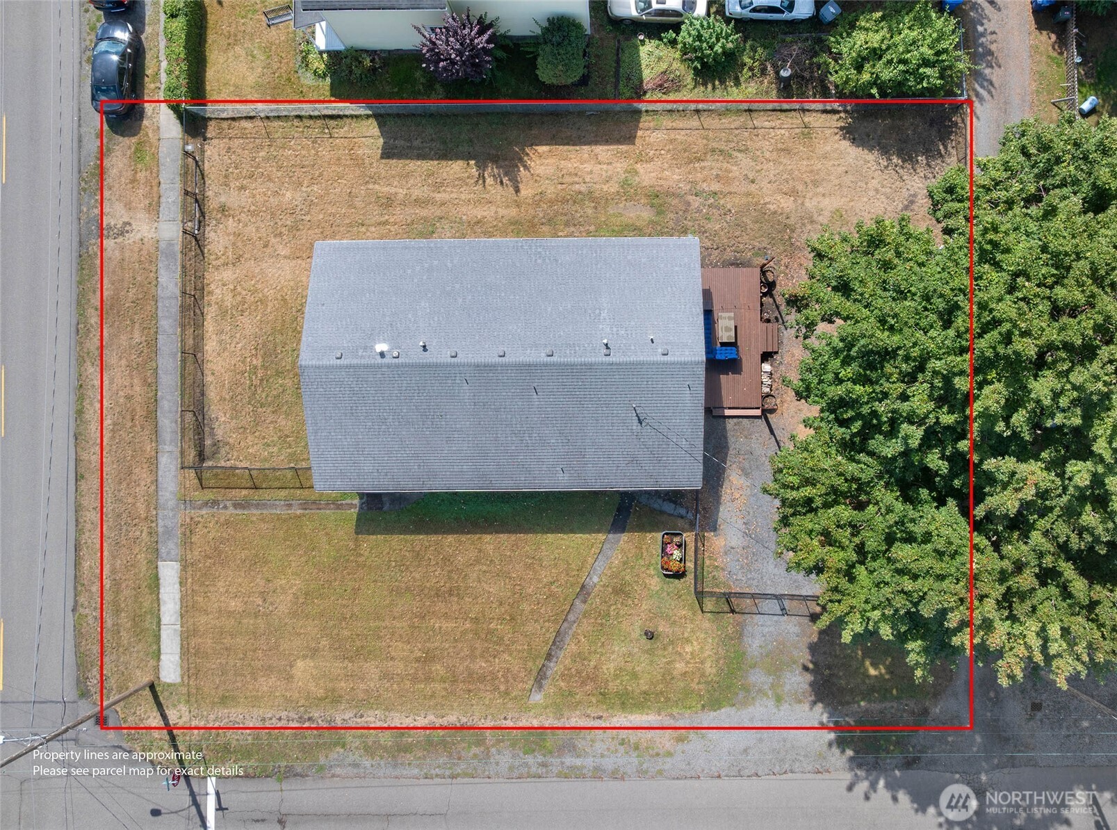 main property photo 33