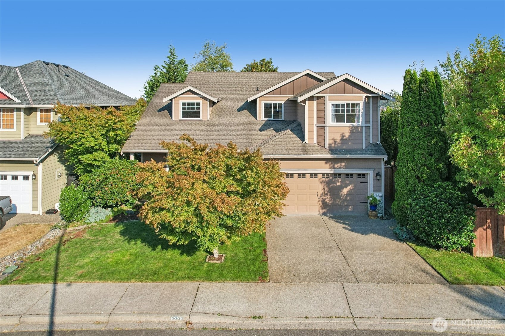 main property photo 0