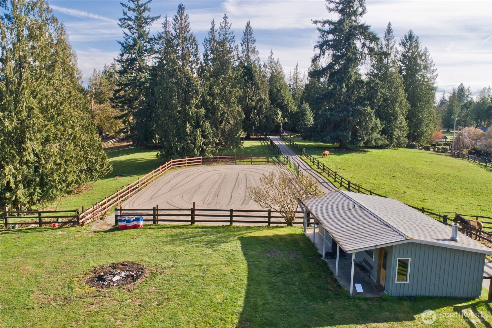 main property photo 32