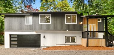 image of property with 3 Bed | 2 Bath | 2,204 Sqft