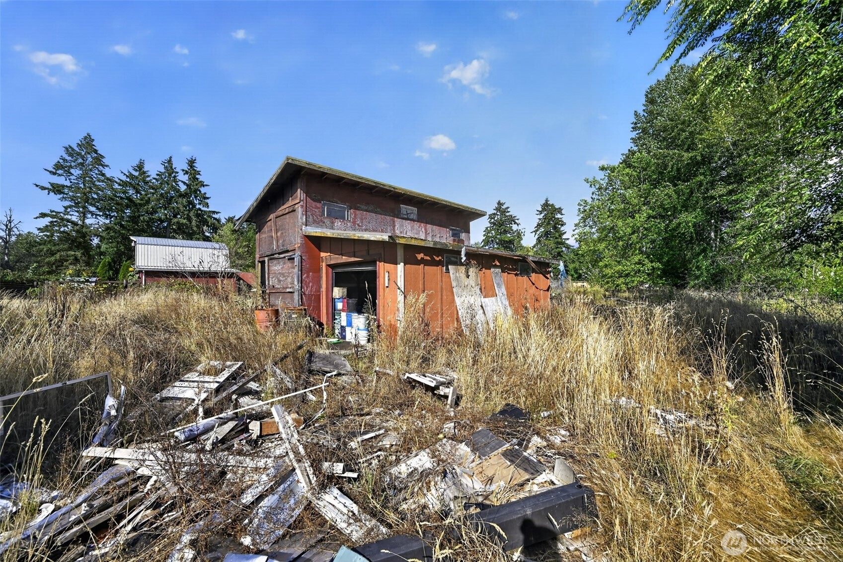 main property photo 22