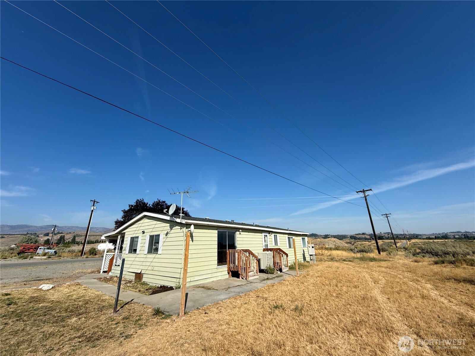 main property photo 0