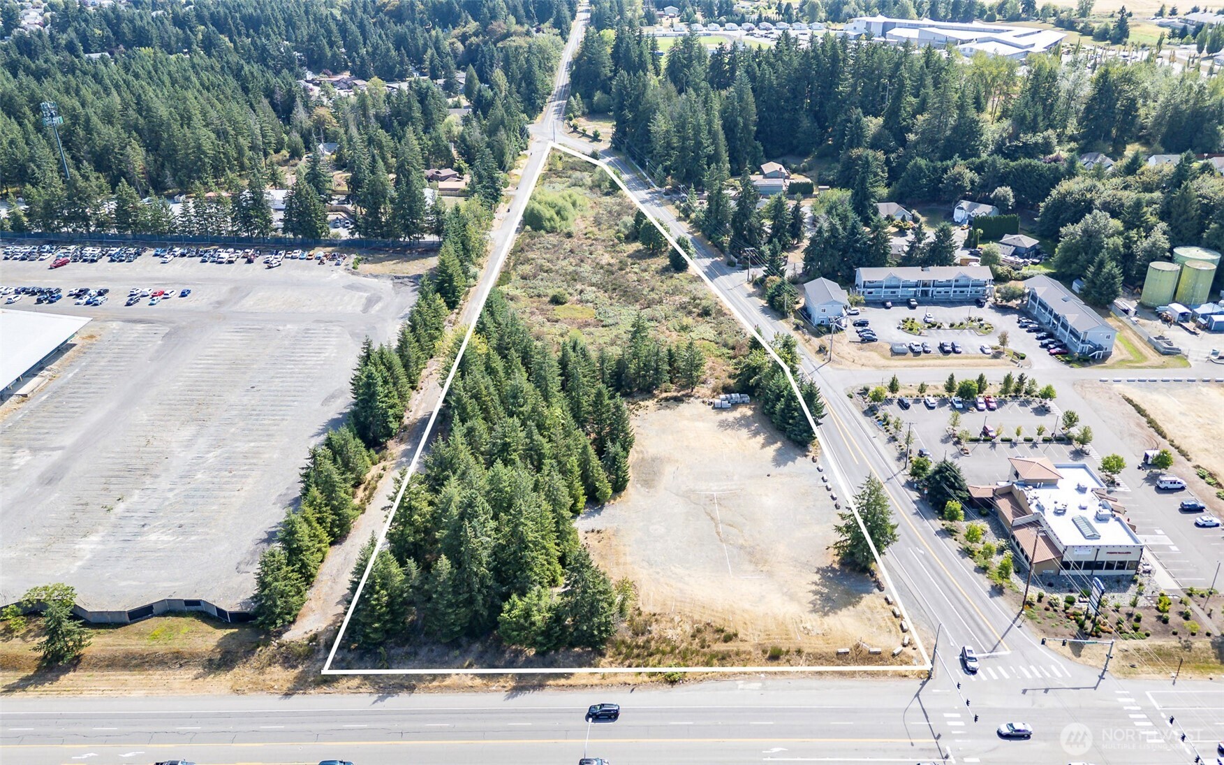 main property photo 0