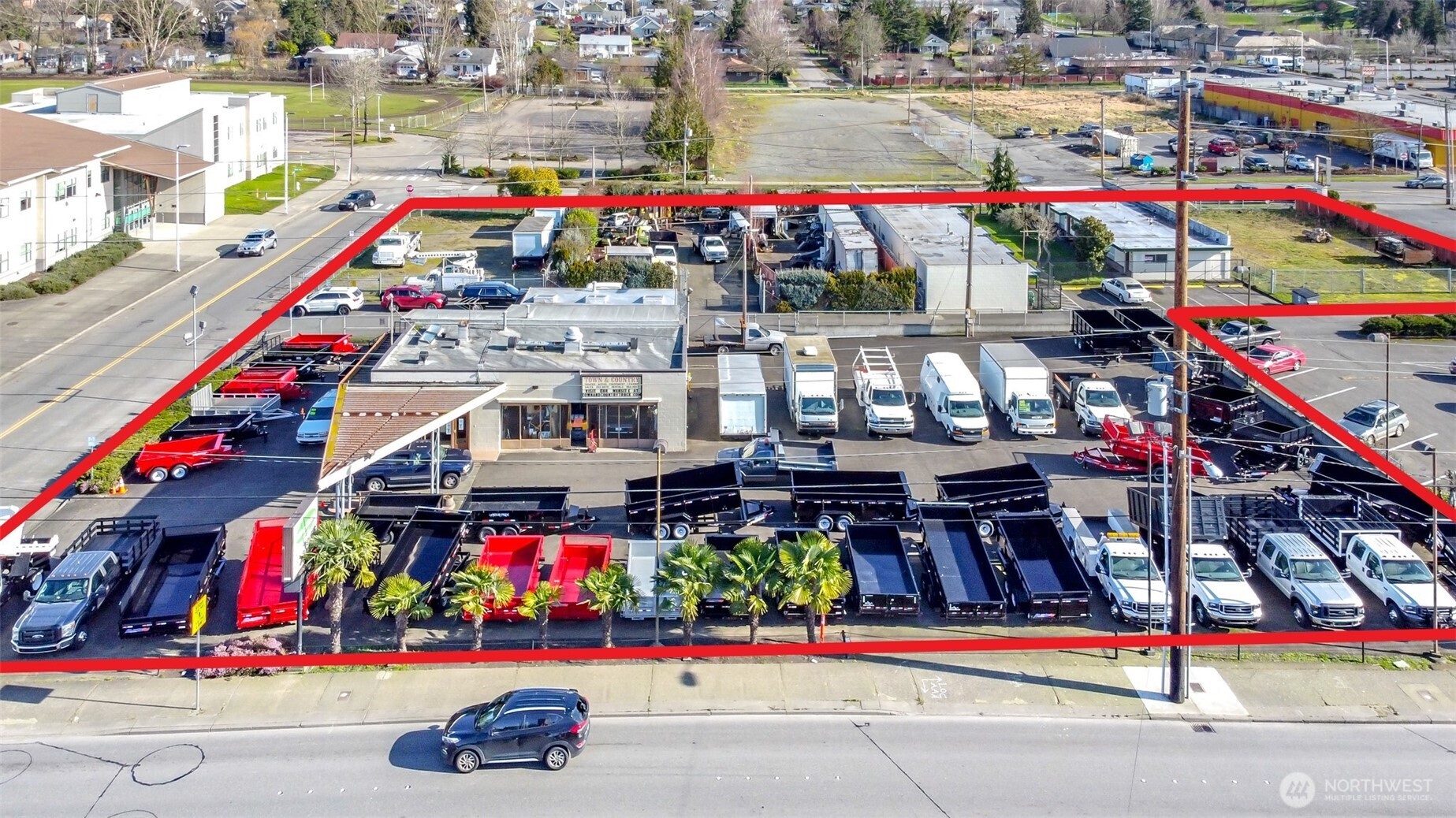 main property photo 6