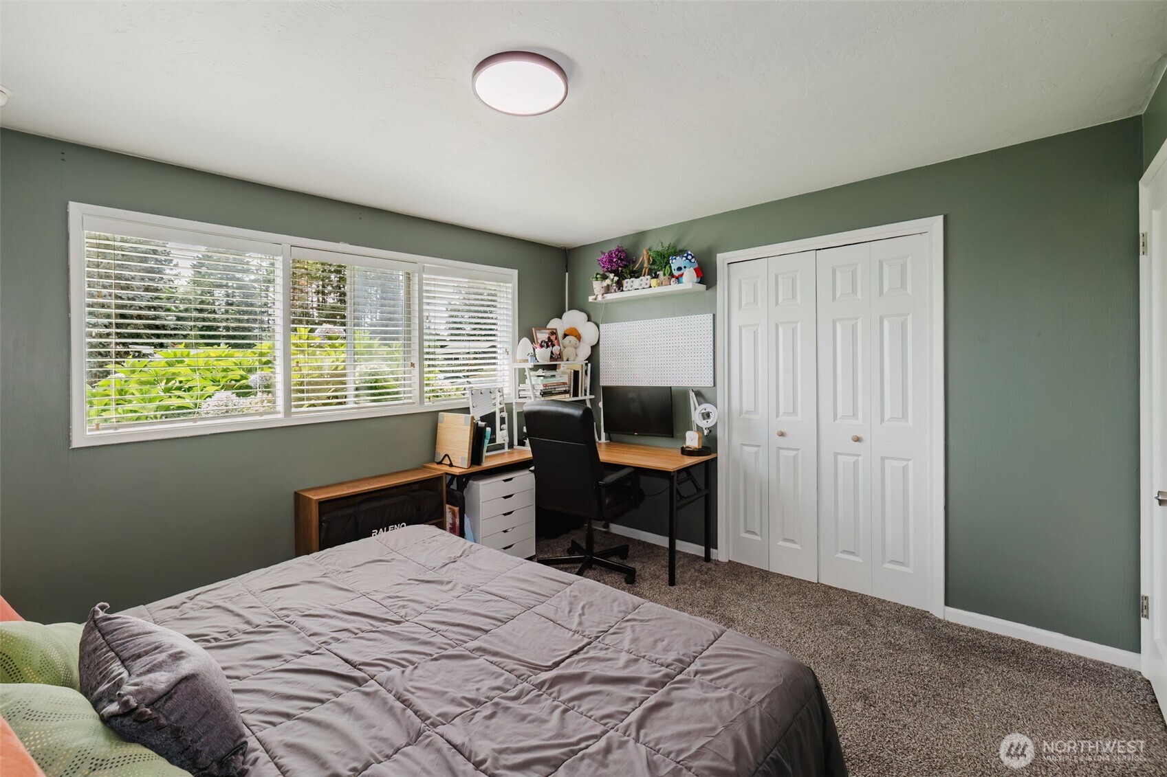 property viewer photo 17