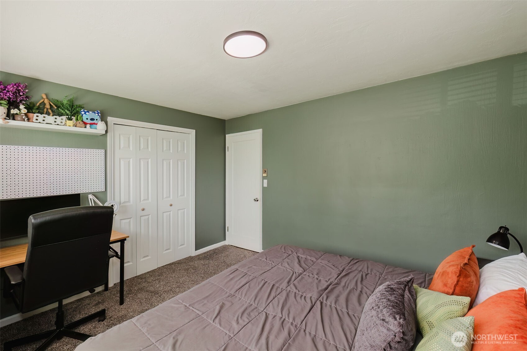 property viewer photo 18