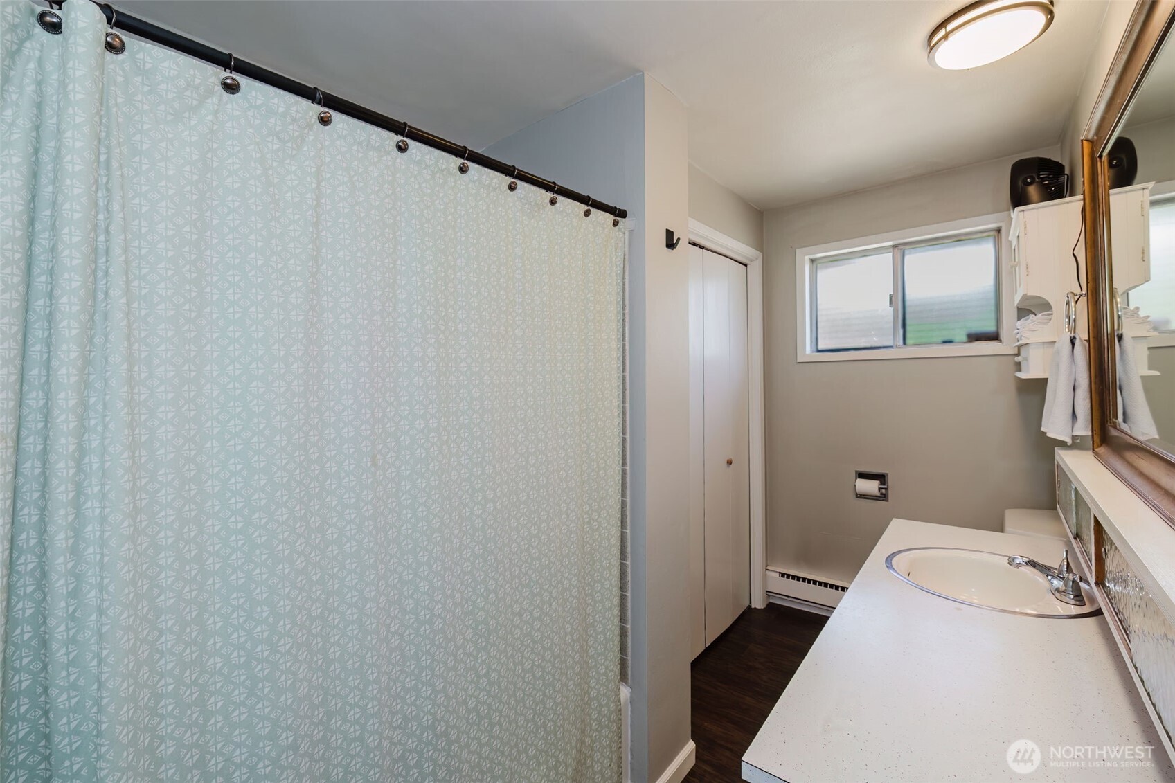 property viewer photo 20