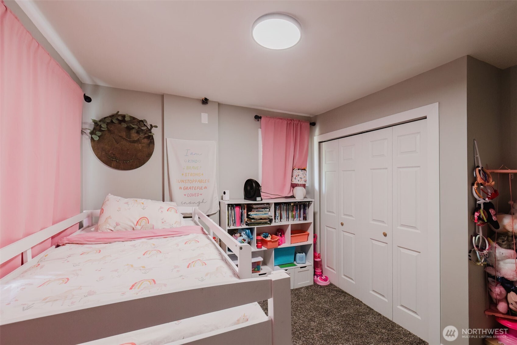 property viewer photo 23