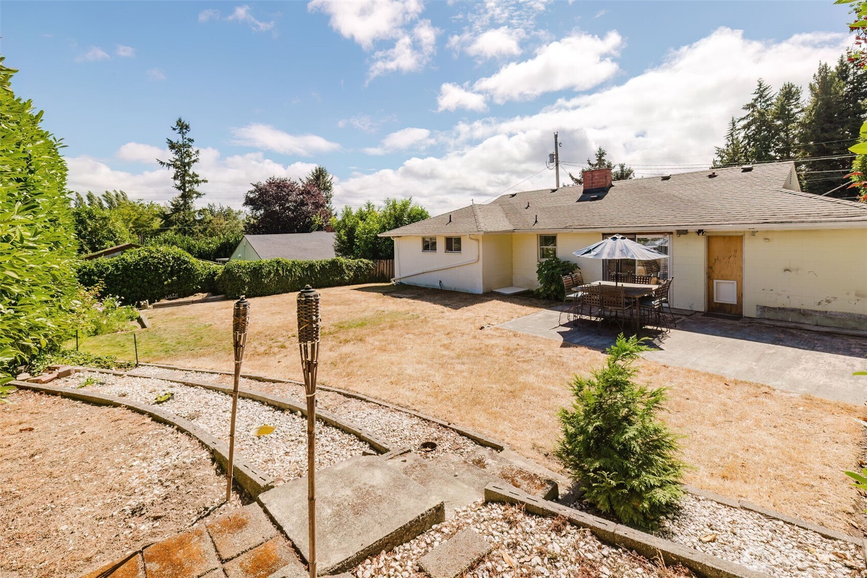 property viewer photo 30