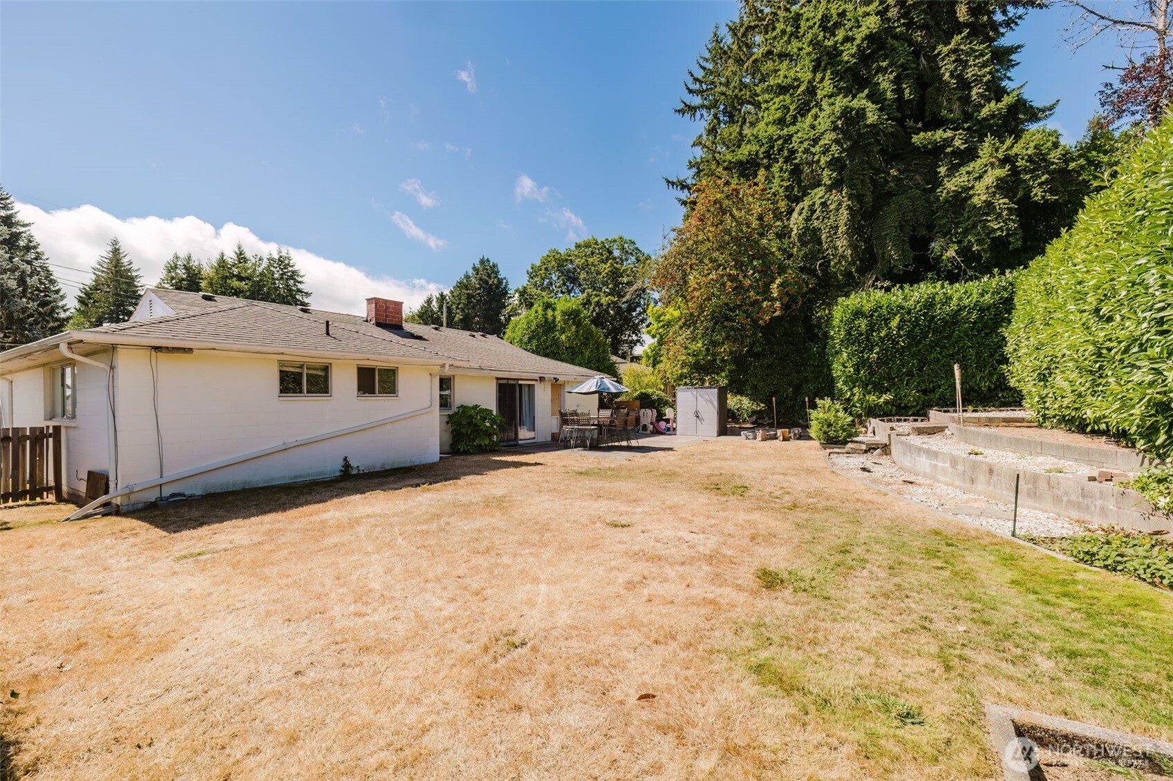 property viewer photo 35