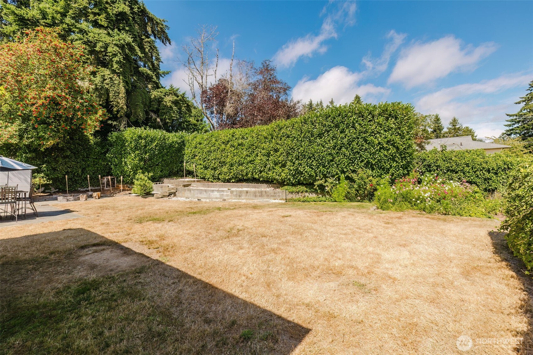 property viewer photo 36