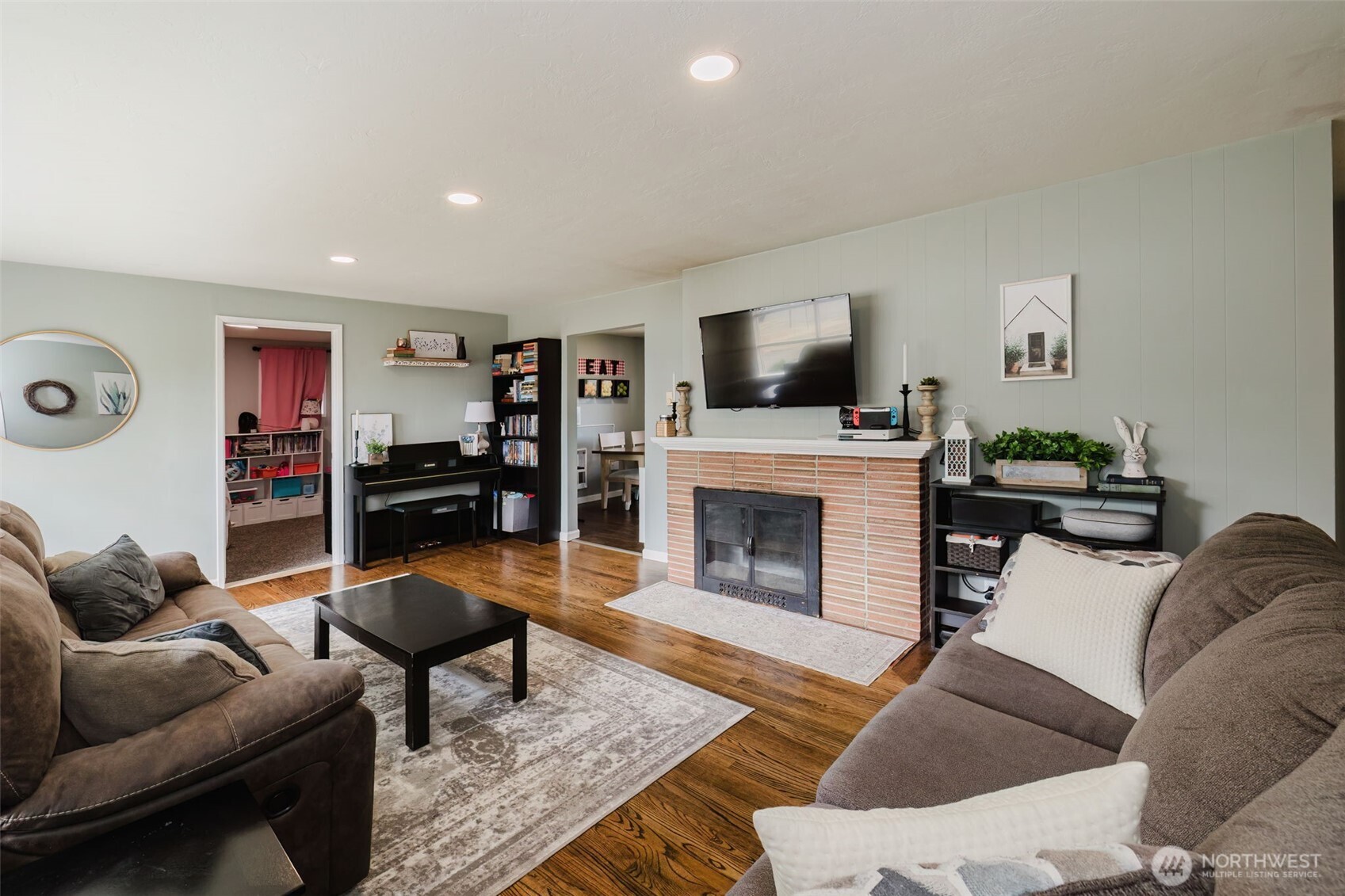 property viewer photo 6