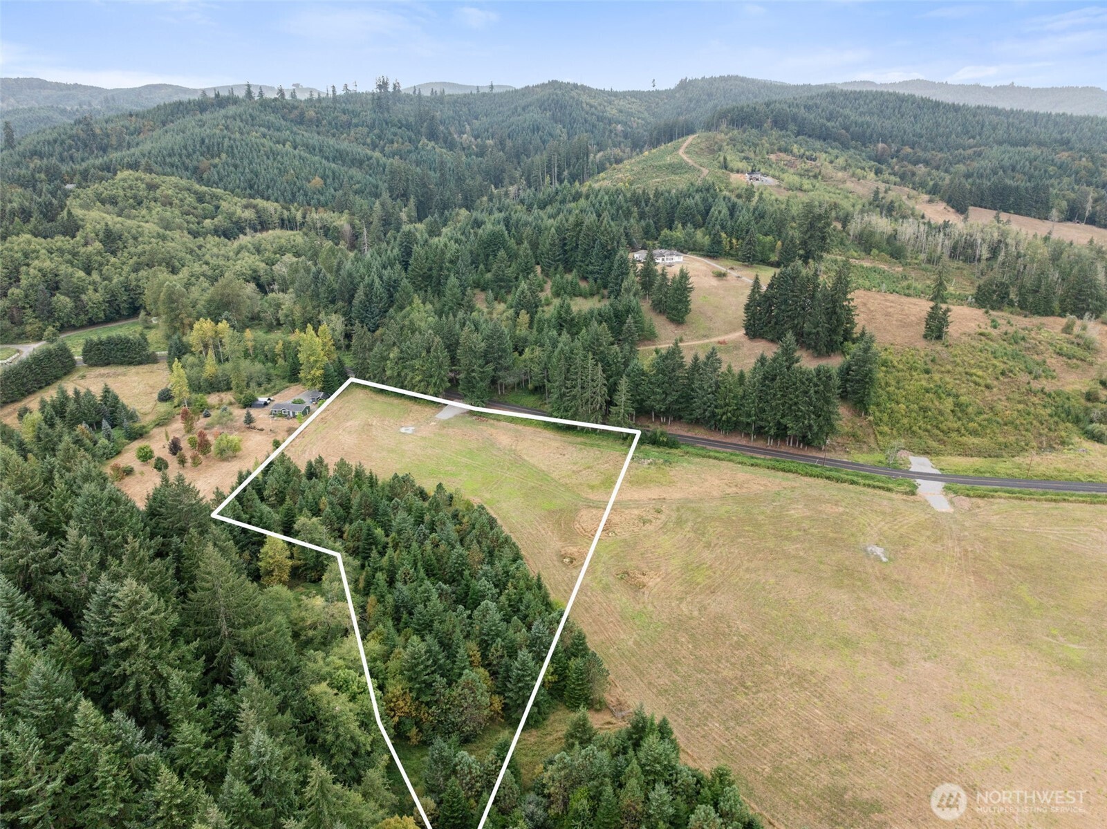 main property photo 5
