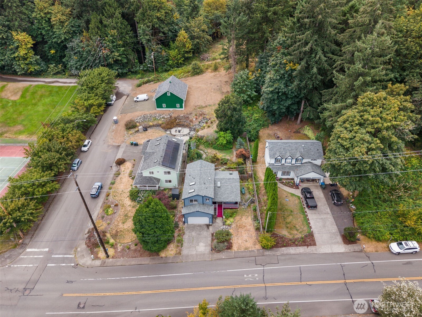 main property photo 31