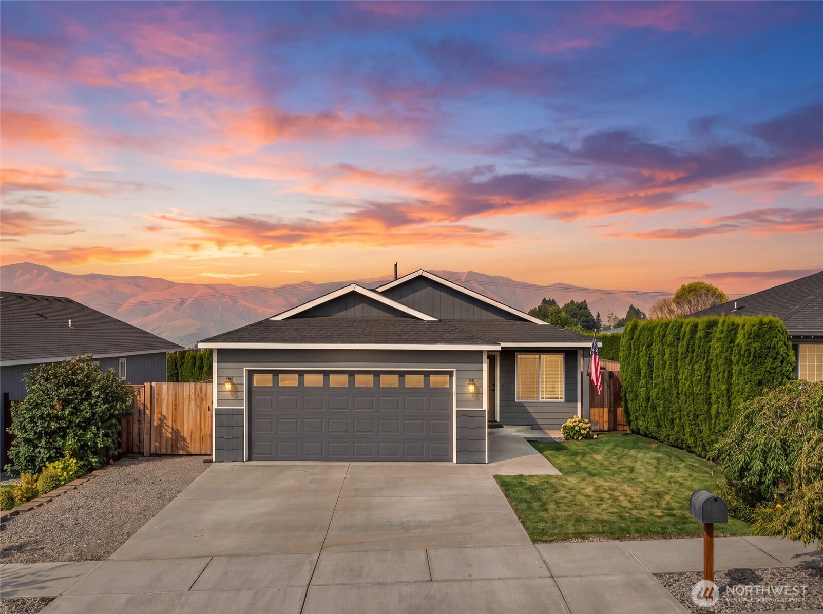 main property photo 0