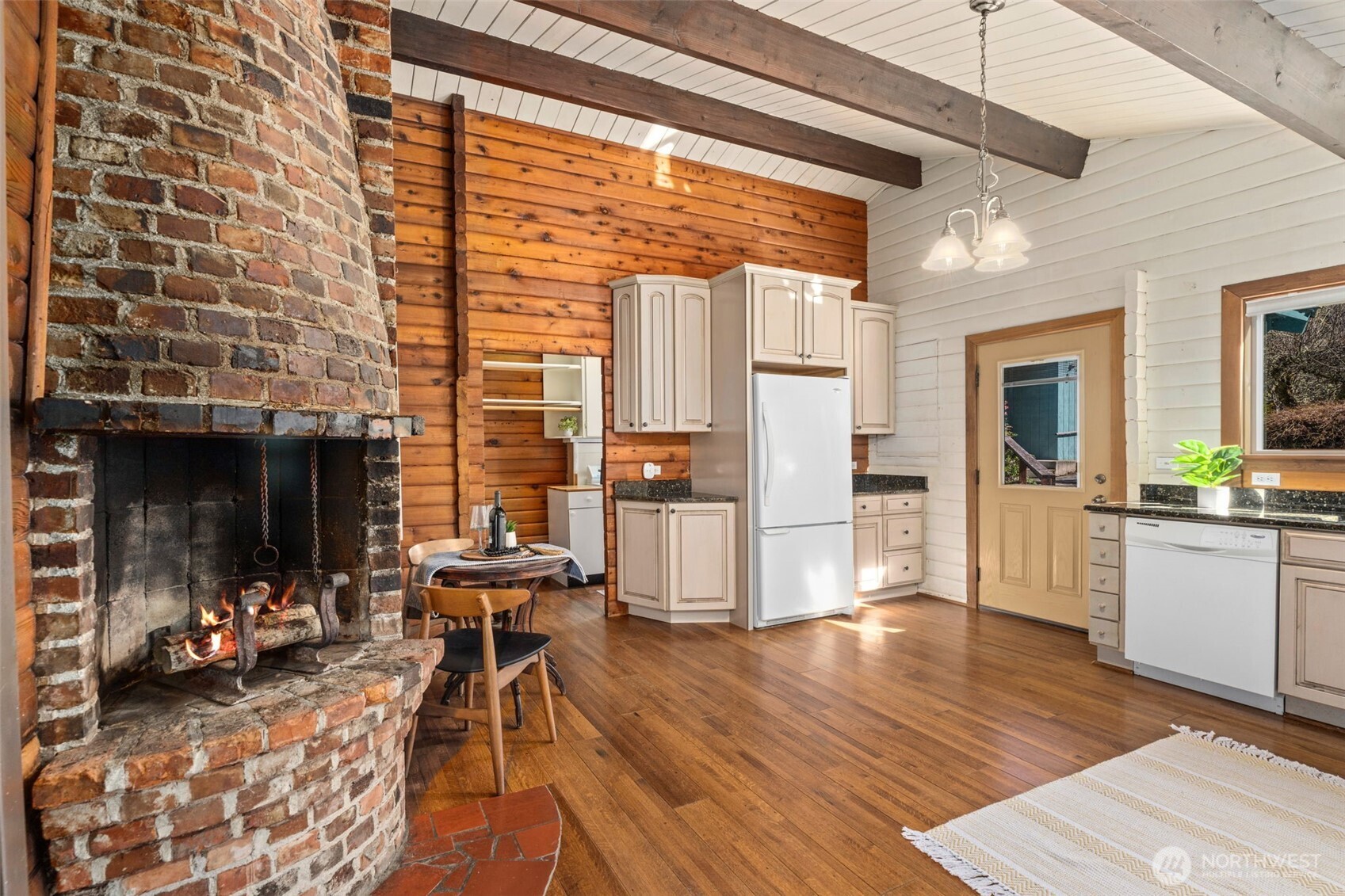 property viewer photo 10
