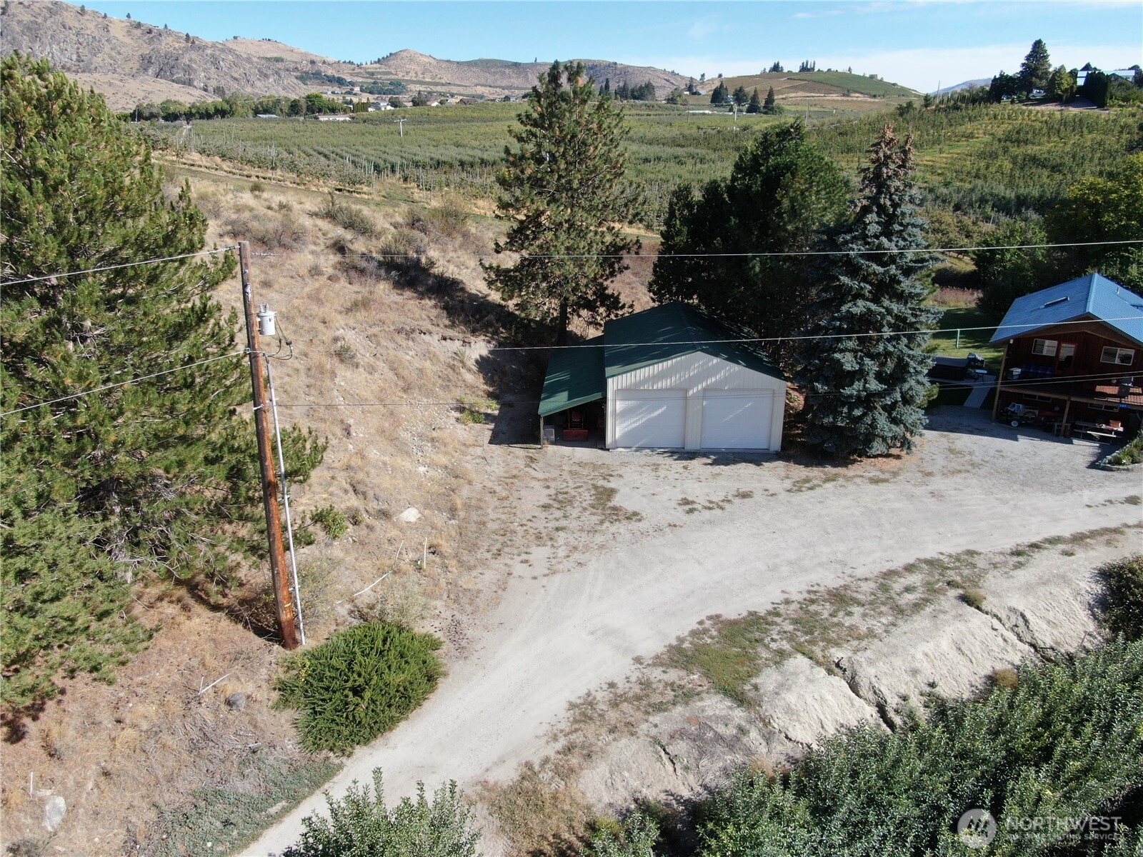 main property photo 8