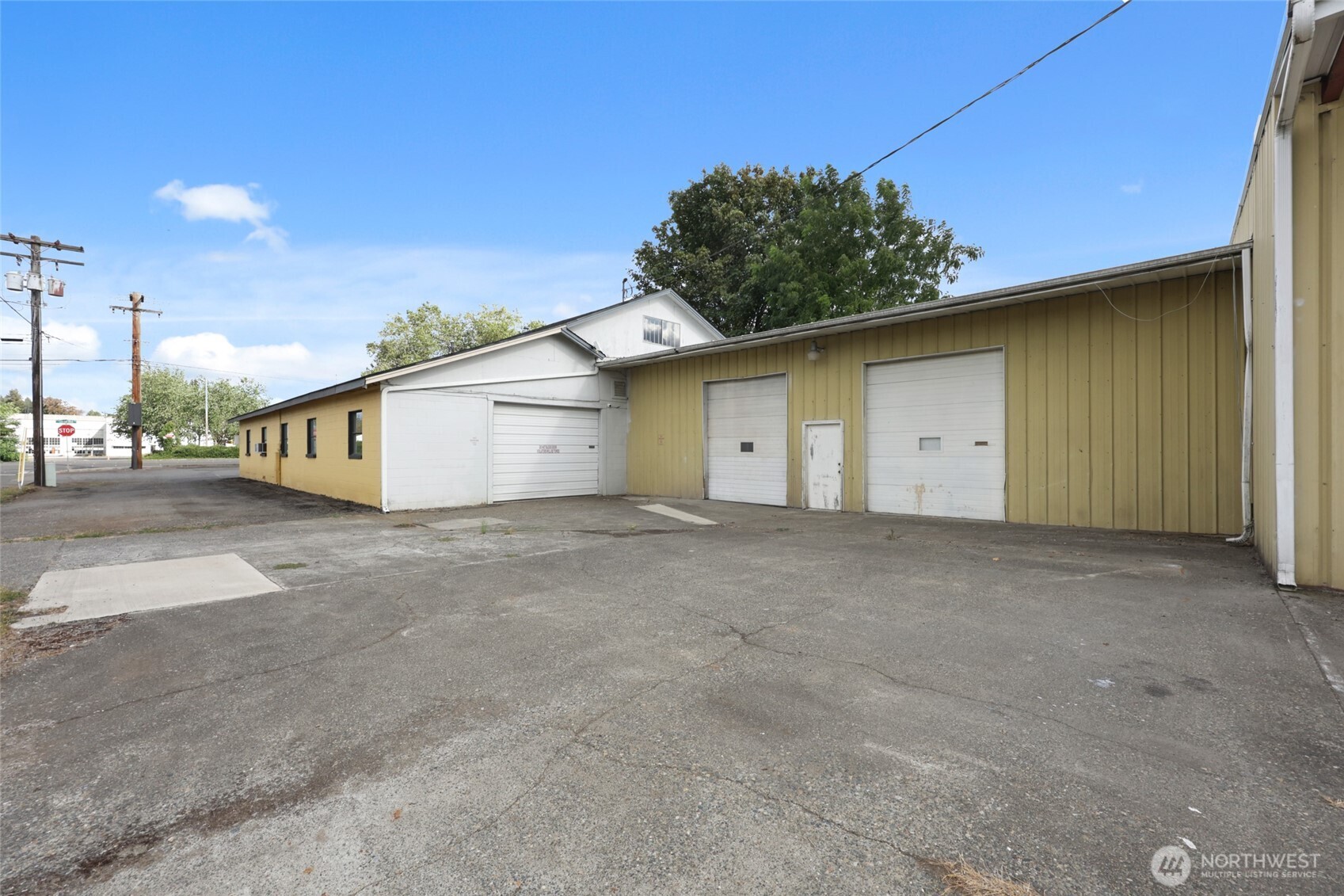 main property photo 5