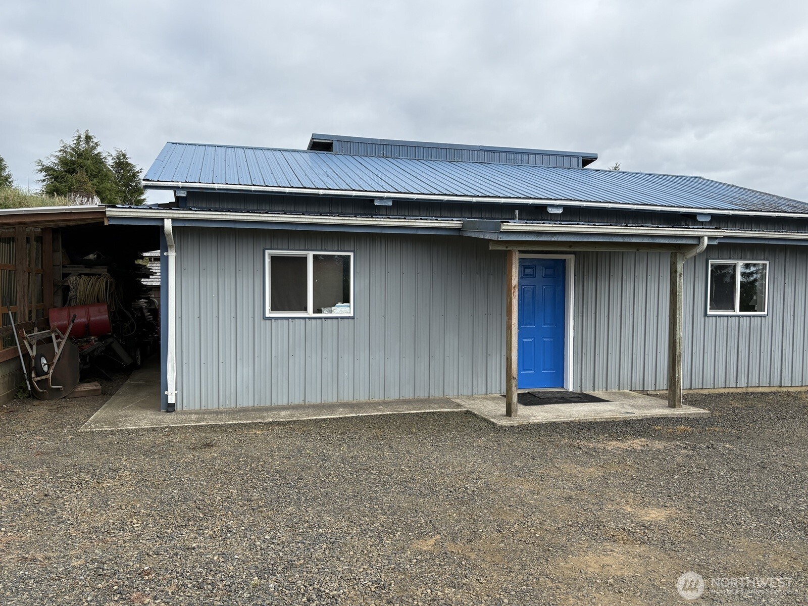 main property photo 16