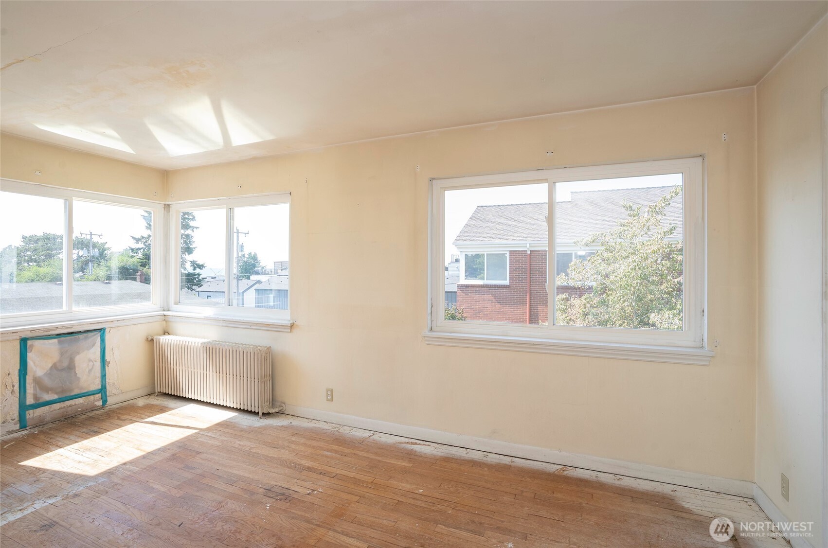 property viewer photo 11