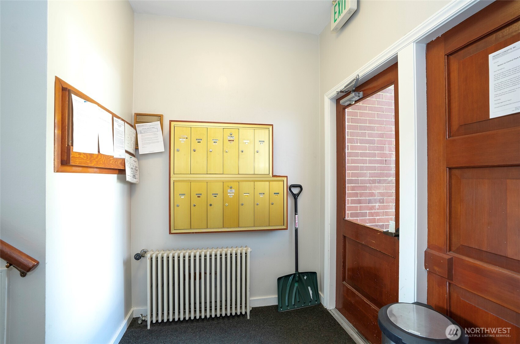 property viewer photo 5