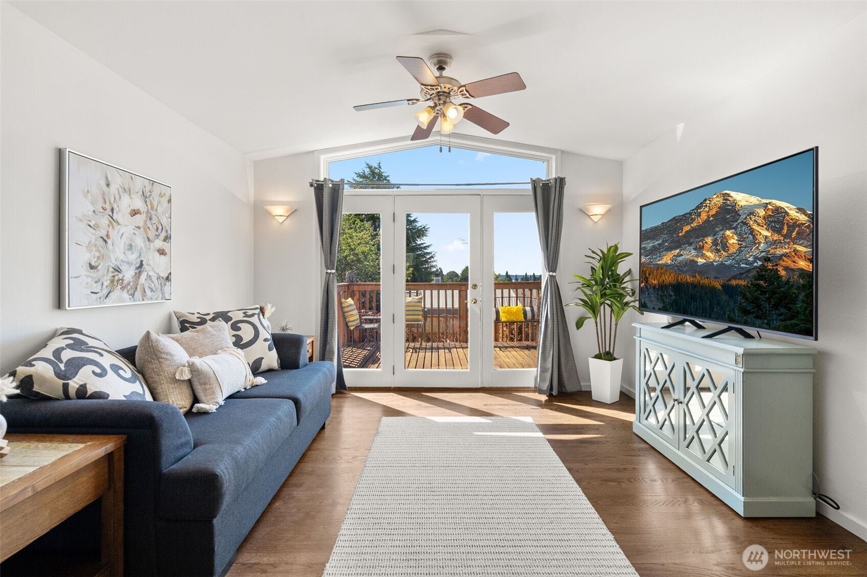 property viewer photo 14