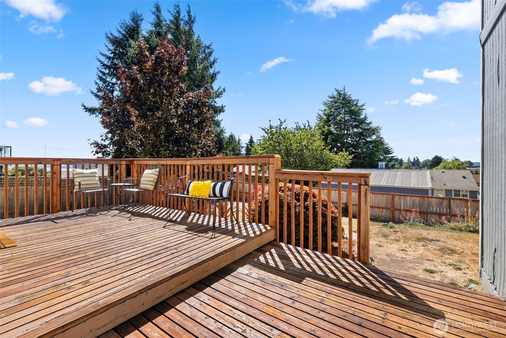 property viewer photo 16