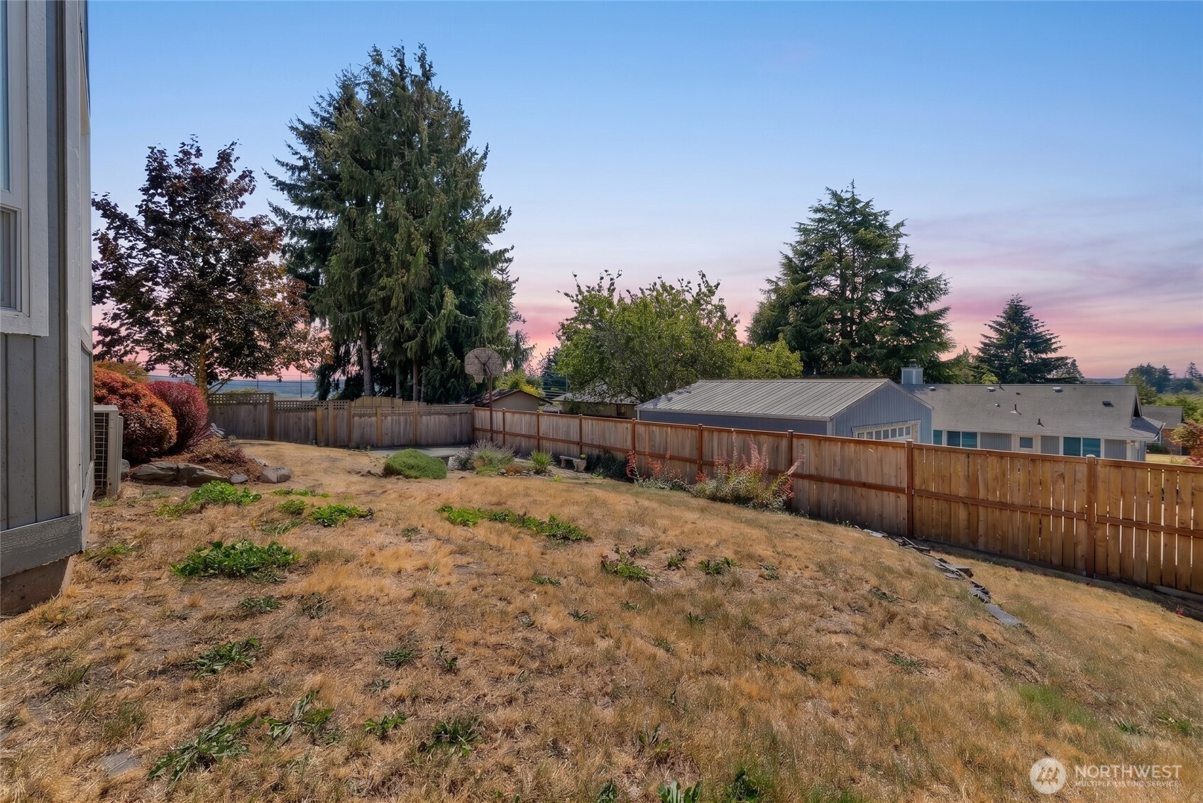 property viewer photo 17