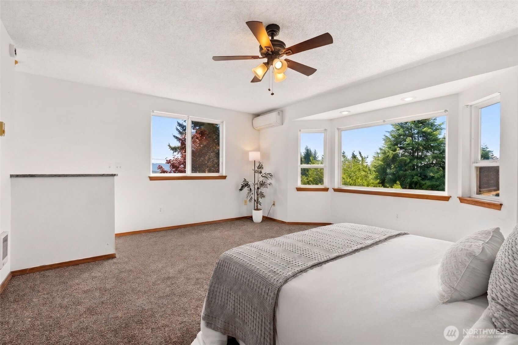 property viewer photo 22