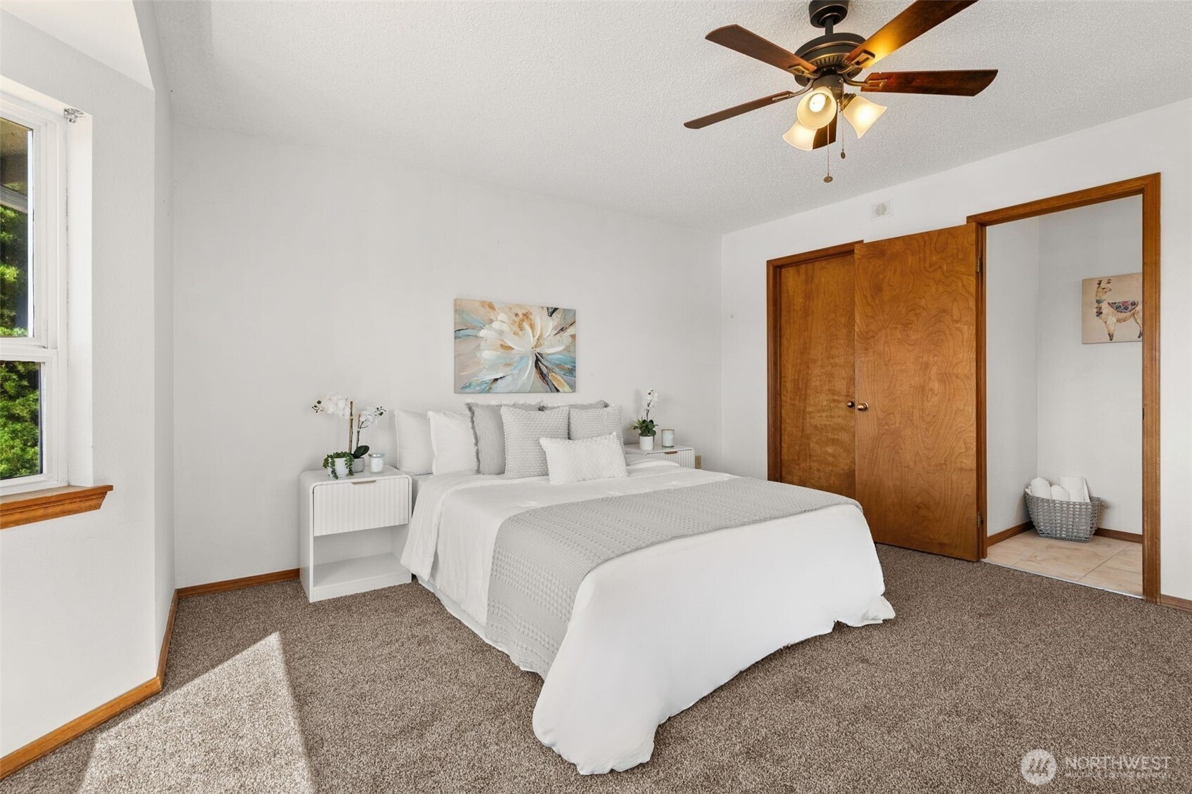 property viewer photo 27