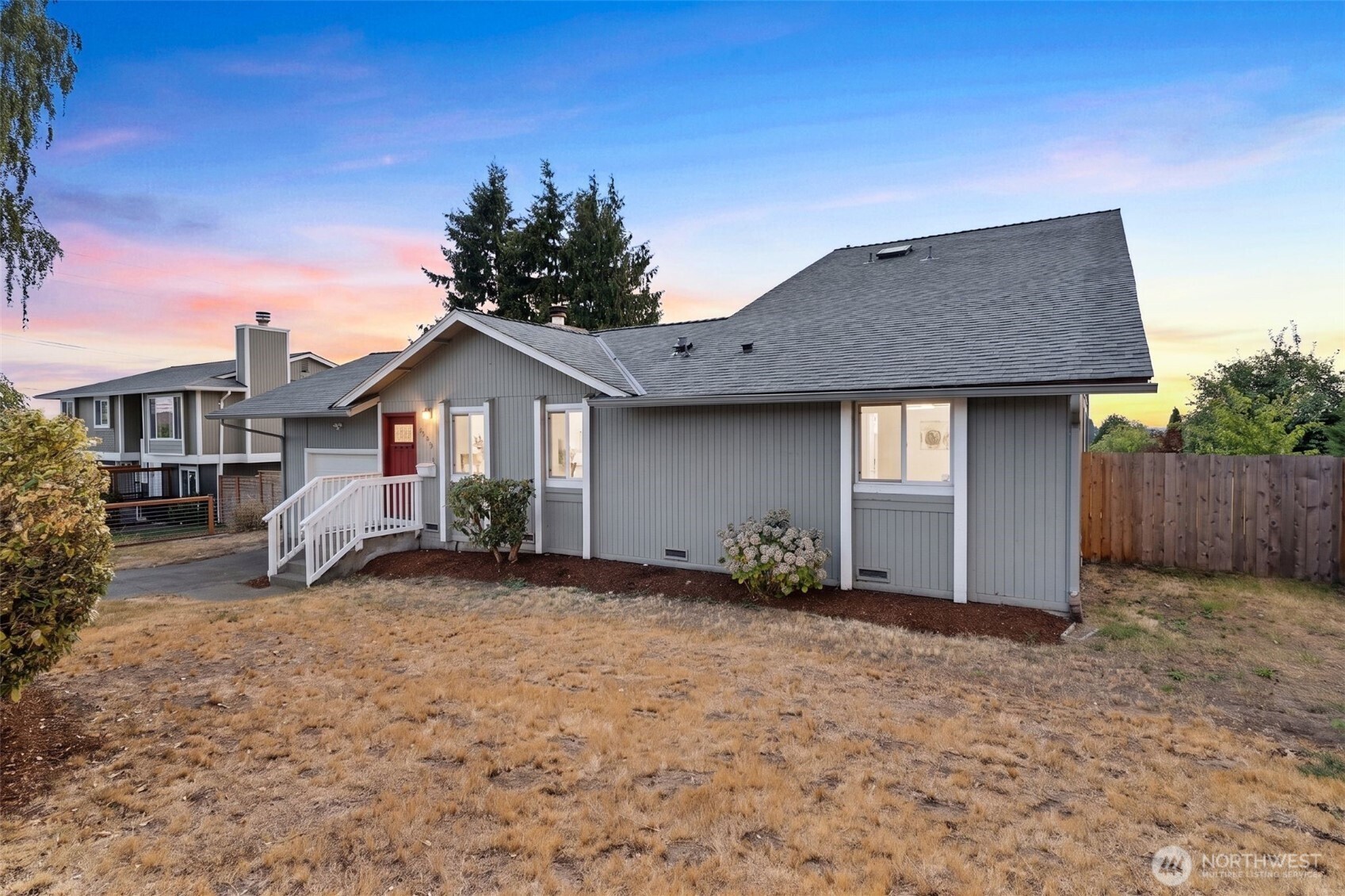 property viewer photo 3
