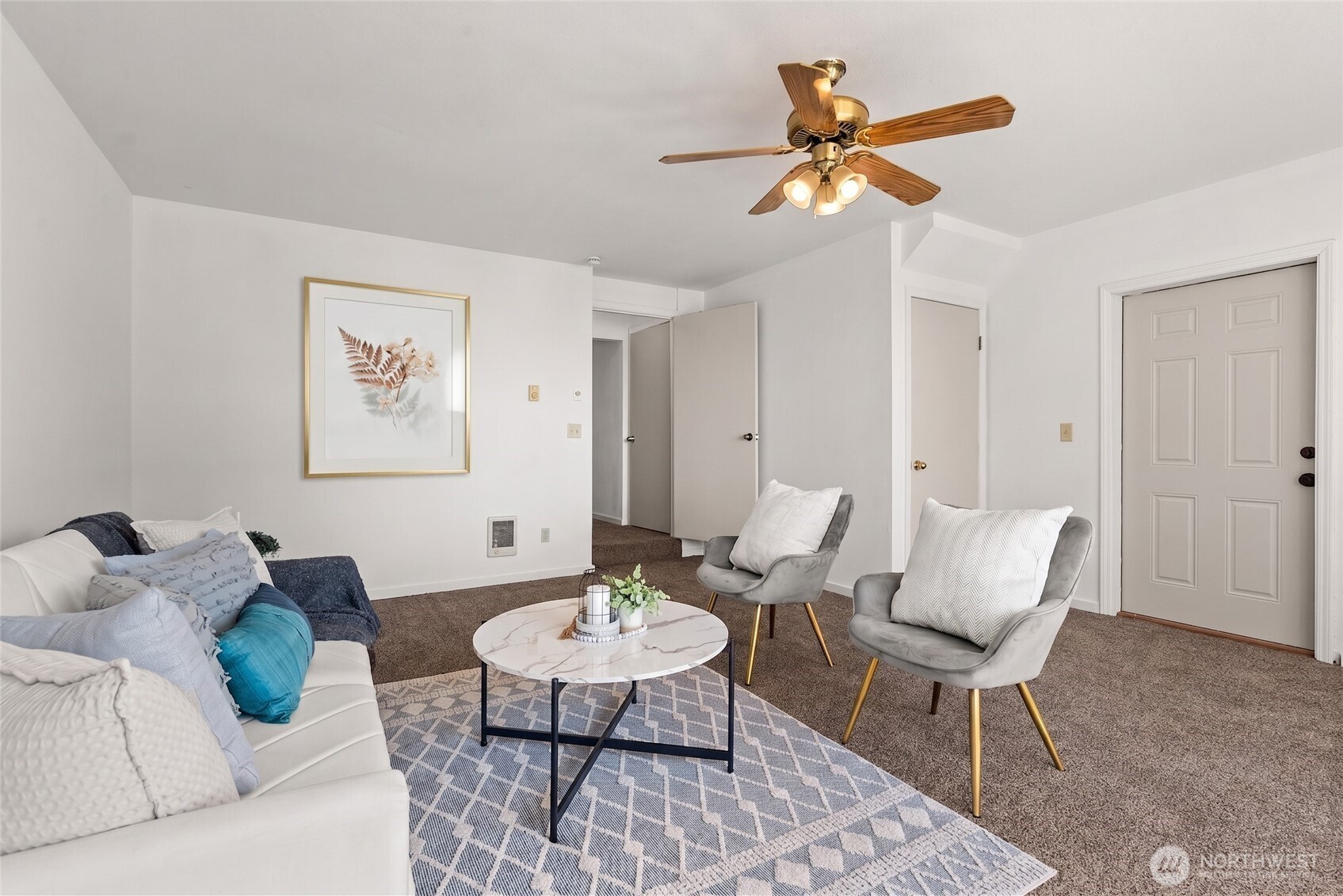 property viewer photo 36
