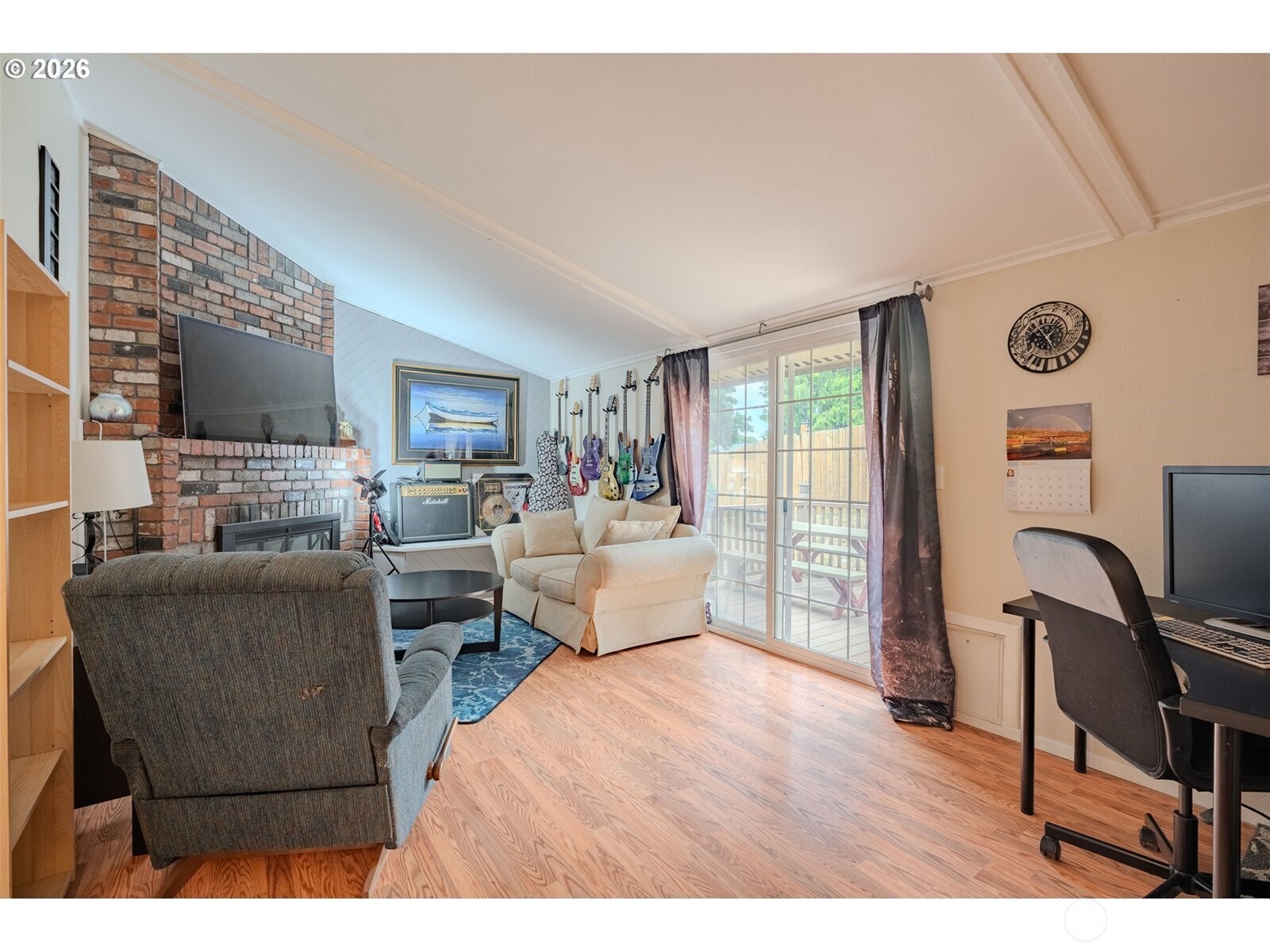 main property photo 22