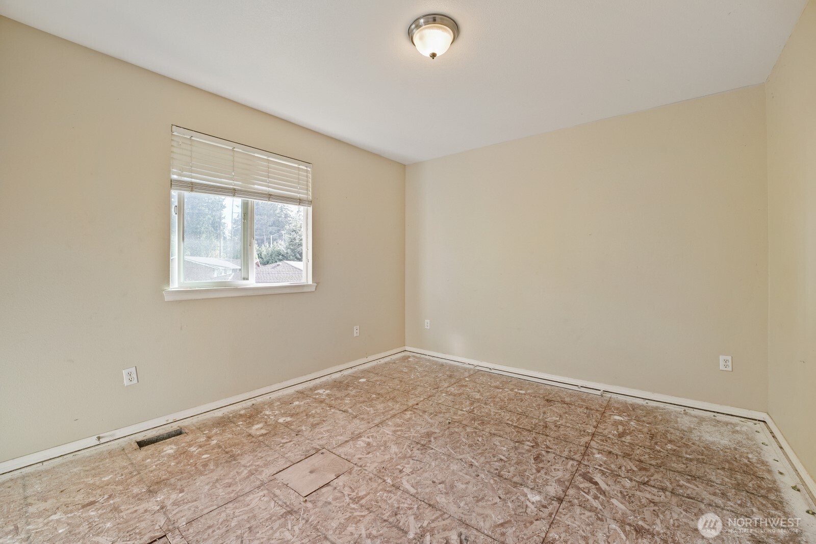 property viewer photo 15