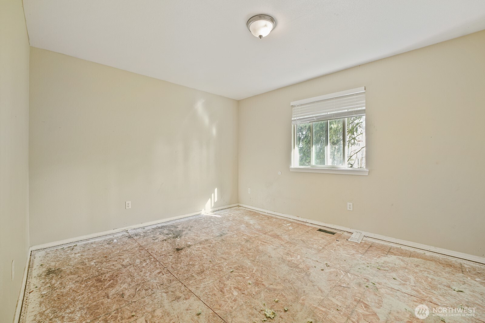 property viewer photo 16