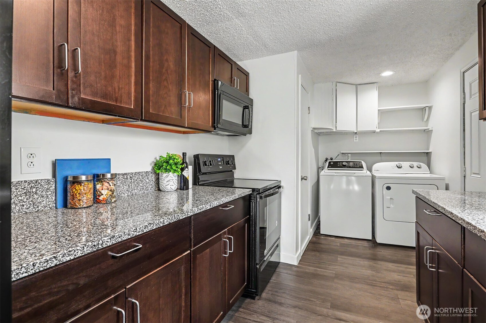 property viewer photo 12